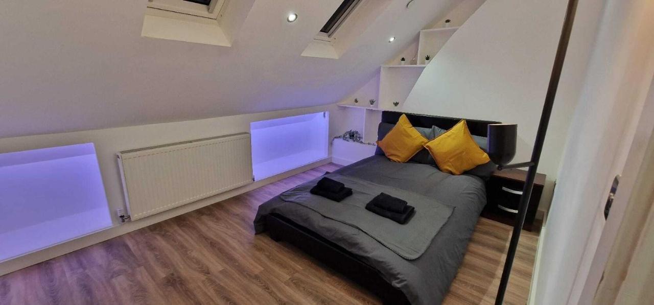 Sapphire Strathnairn Apartment Cardiff Dış mekan fotoğraf