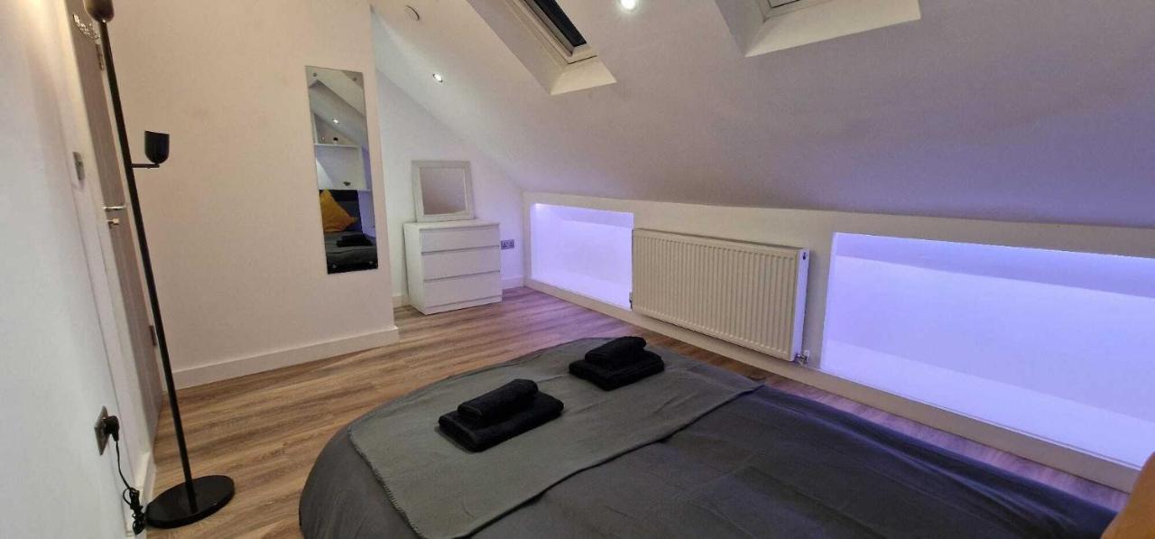 Sapphire Strathnairn Apartment Cardiff Dış mekan fotoğraf