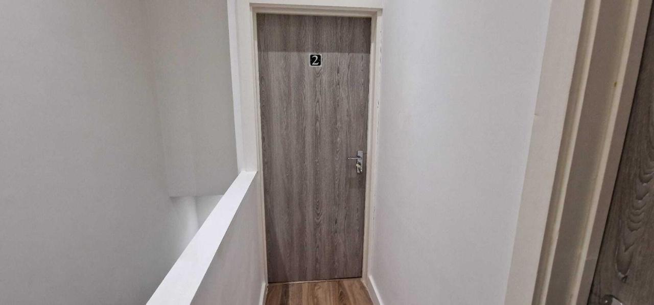 Sapphire Strathnairn Apartment Cardiff Dış mekan fotoğraf